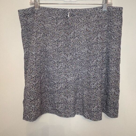 Gap EUC black/white floral lined midi skirt Size 14 tall - Picture 3 of 6